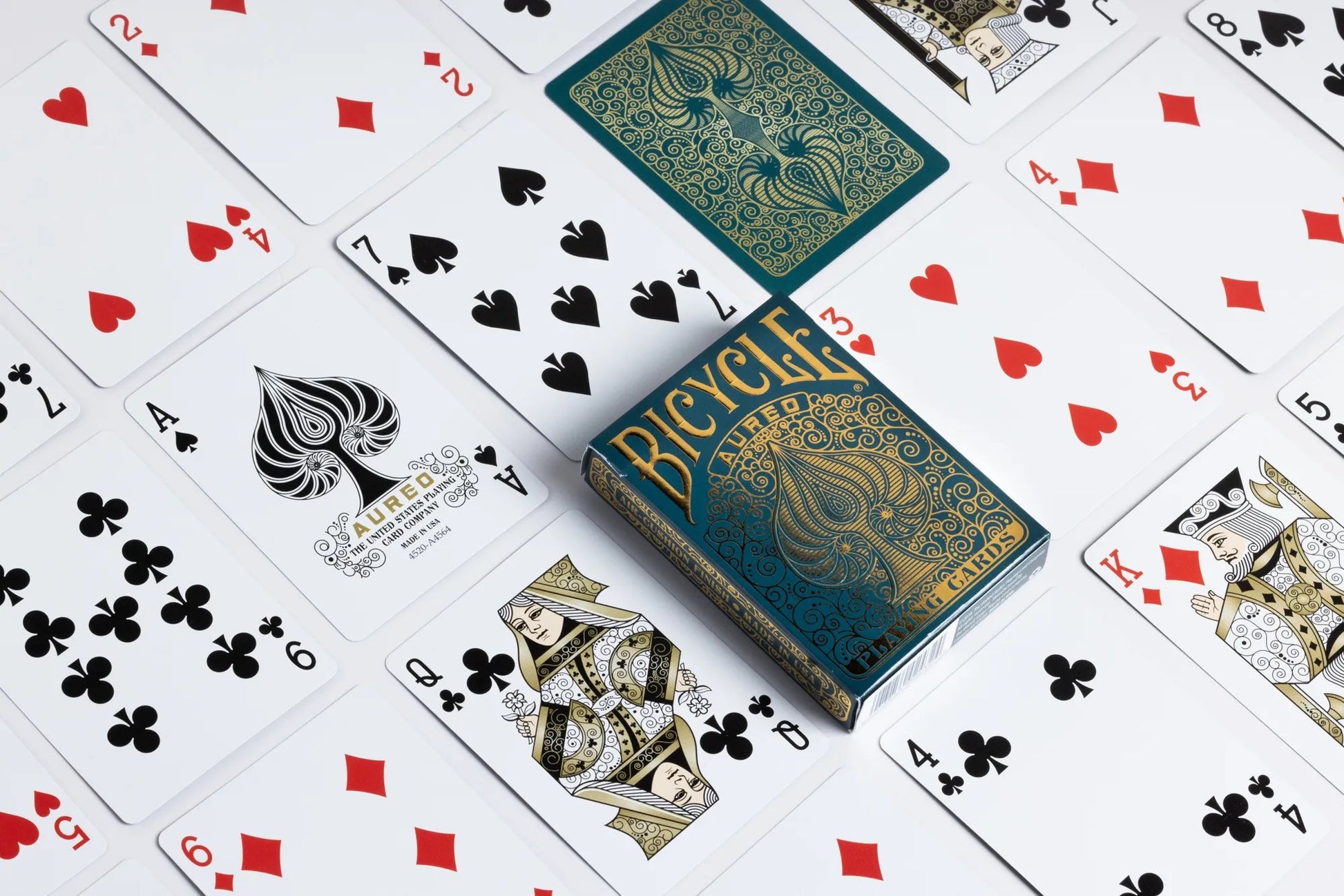 Bicycle Aureo Gold Playing Cards – A Touch of Elegance for Every Game Night! 🃏✨ - Ra Magic Shop - #magic_trick#